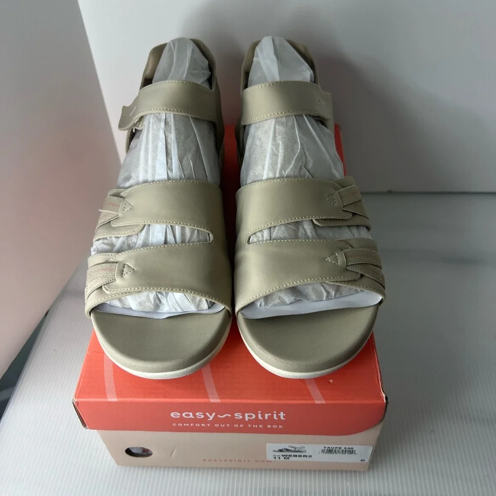 Easy Spirit‎ Webber2 taupe size 11